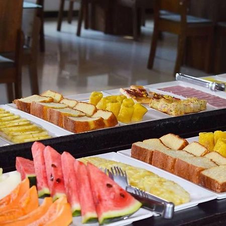 Hotel G & K Brasiléia Екстериор снимка